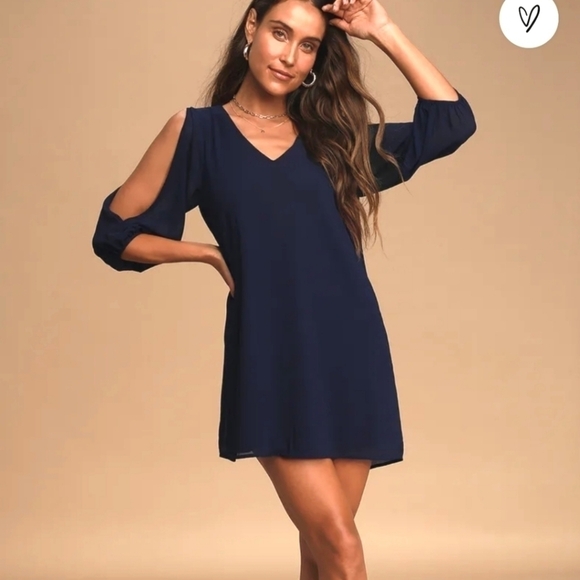 Lulus Dresses & Skirts - EUC Lulu's Navy Blue Shift Dress With Slit Sleeves S